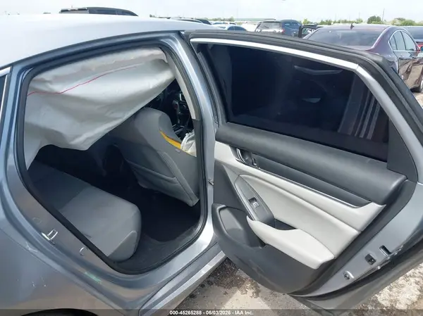 1HGCV1F13KA068859 2019 HONDA ACCORD - Image 8