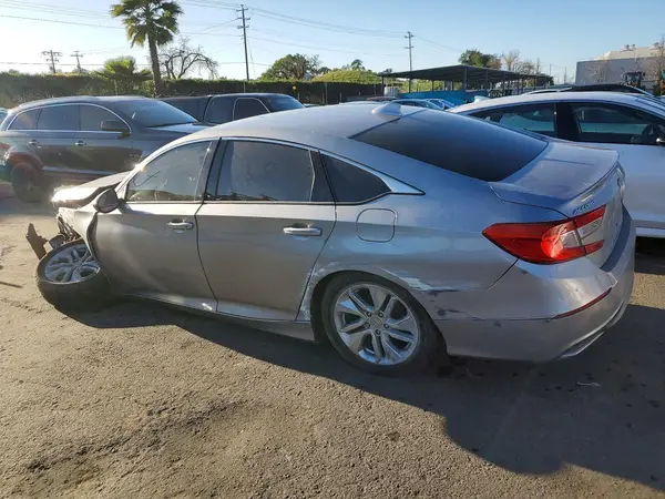 1HGCV1F13KA069459 2019 HONDA ACCORD - Image 2