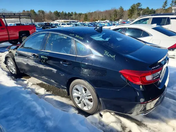 1HGCV1F13KA085449 2019 HONDA ACCORD - Image 2