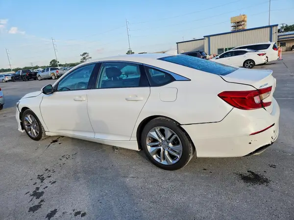 1HGCV1F13KA088786 2019 HONDA ACCORD - Image 2