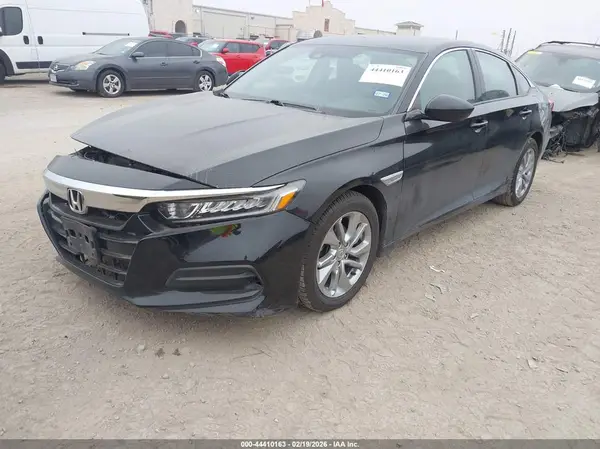 1HGCV1F13KA132480 2019 HONDA ACCORD - Image 2