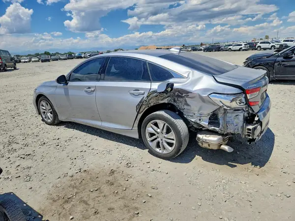 1HGCV1F13KA146203 2019 HONDA ACCORD - Image 2