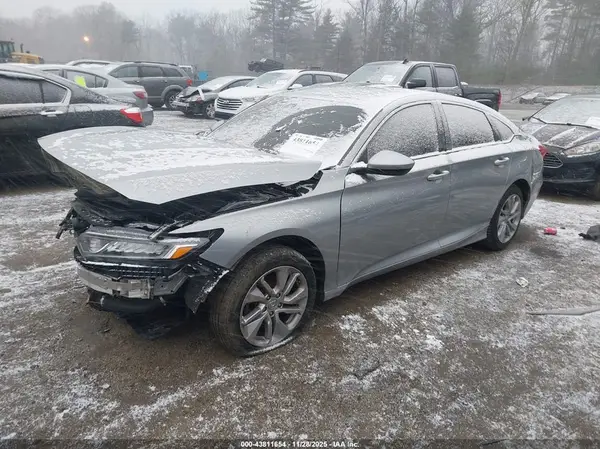 1HGCV1F13KA151028 2019 HONDA ACCORD - Image 2