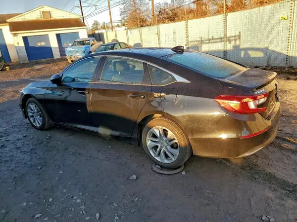 1HGCV1F13KA159825 2019 HONDA ACCORD - Image 2