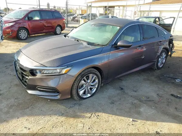 1HGCV1F13LA012888 2020 HONDA ACCORD - Image 2