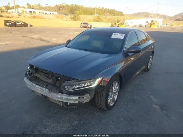 1HGCV1F13LA108827 2020 HONDA ACCORD - Image 2