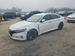 1HGCV1F14JA000827 2018 HONDA ACCORD