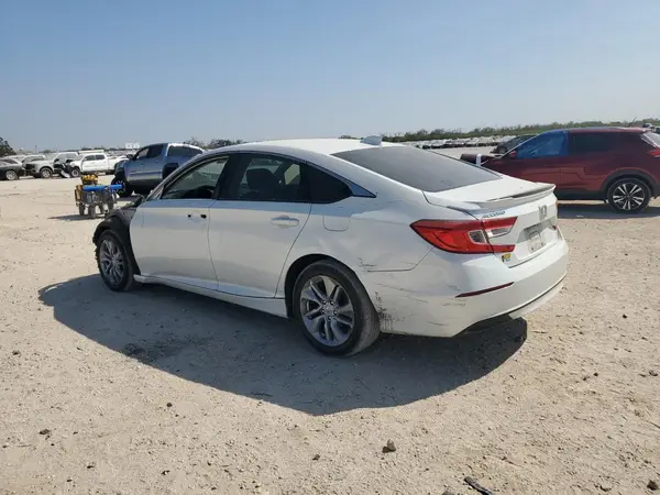 1HGCV1F14JA045945 2018 HONDA ACCORD - Image 2