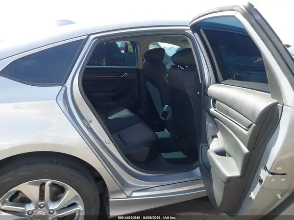 1HGCV1F14JA123706 2018 HONDA ACCORD - Image 8