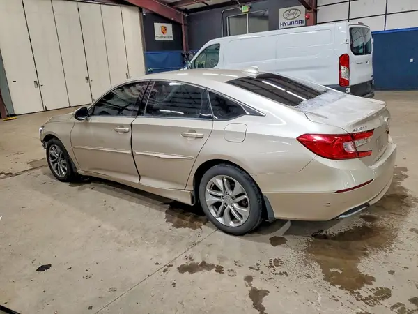 1HGCV1F14JA123897 2018 HONDA ACCORD - Image 2