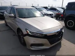1HGCV1F14JA140084 2018 HONDA ACCORD