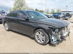 1HGCV1F14JA159038 2018 HONDA ACCORD