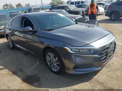 1HGCV1F14JA186319 2018 HONDA ACCORD