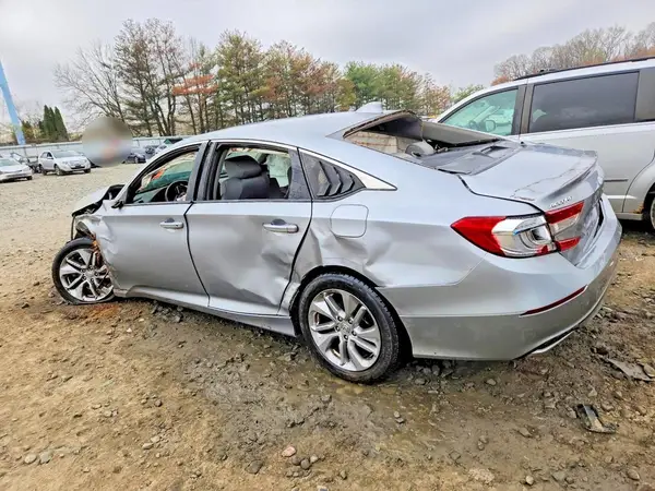 1HGCV1F14JA200557 2018 HONDA ACCORD - Image 2