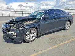 1HGCV1F14JA247894 2018 HONDA ACCORD