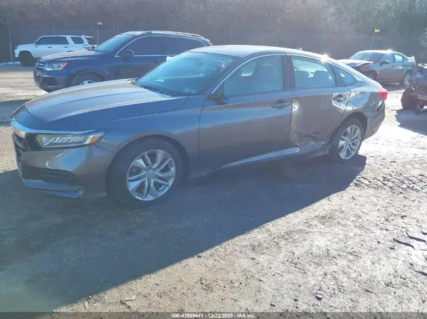 1HGCV1F14JA252335 2018 HONDA ACCORD - Image 2