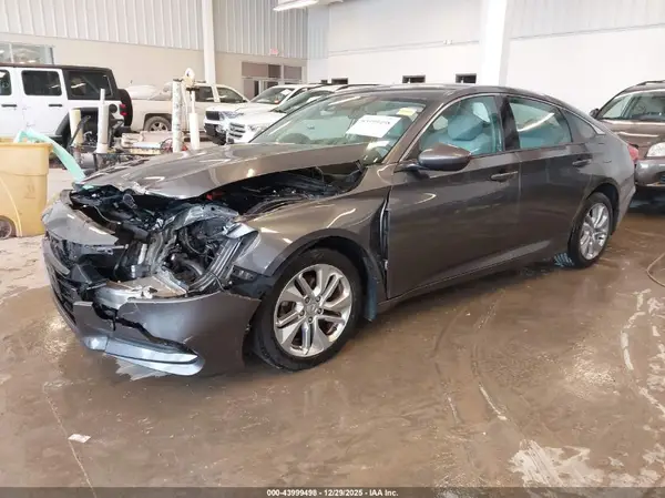 1HGCV1F14JA258278 2018 HONDA ACCORD - Image 2
