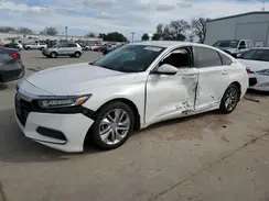 1HGCV1F14JA261441 2018 HONDA ACCORD