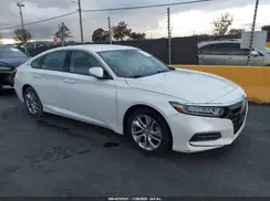 1HGCV1F14KA031819 2019 HONDA ACCORD