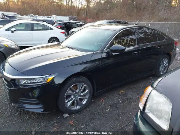 1HGCV1F14KA068269 2019 HONDA ACCORD - Image 2