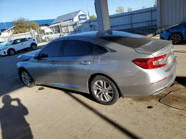 1HGCV1F14KA069650 2019 HONDA ACCORD - Image 2