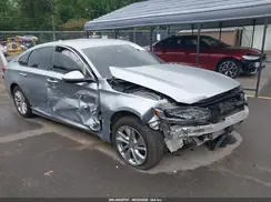 1HGCV1F14KA113131 2019 HONDA ACCORD