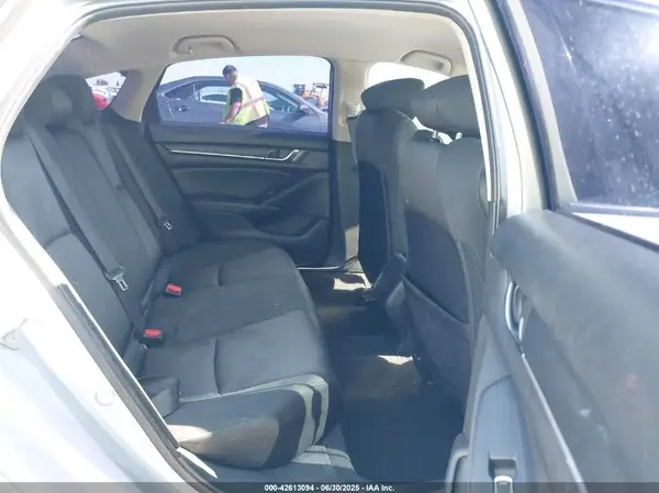 1HGCV1F14KA116563 2019 HONDA ACCORD - Image 8