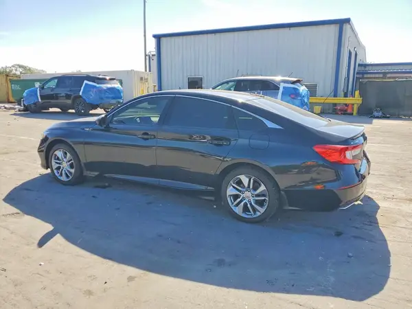 1HGCV1F14KA118393 2019 HONDA ACCORD - Image 2