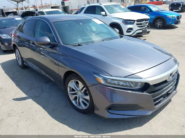 1HGCV1F14KA120824 2019 HONDA ACCORD - Image 1