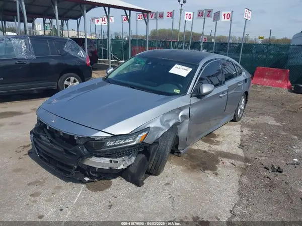 1HGCV1F14KA167268 2019 HONDA ACCORD - Image 2