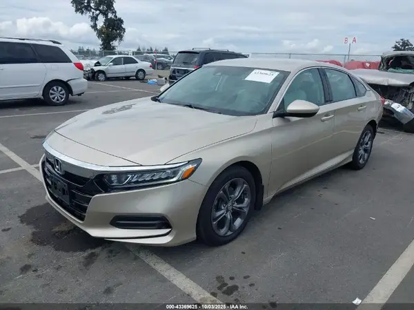 1HGCV1F15JA006670 2018 HONDA ACCORD - Image 2