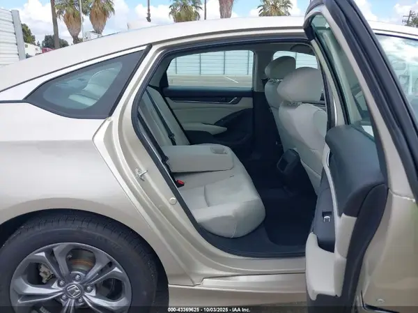 1HGCV1F15JA006670 2018 HONDA ACCORD - Image 8