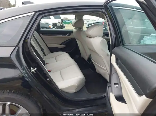 1HGCV1F15JA014137 2018 HONDA ACCORD - Image 8