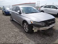 1HGCV1F15JA040737 2018 HONDA ACCORD