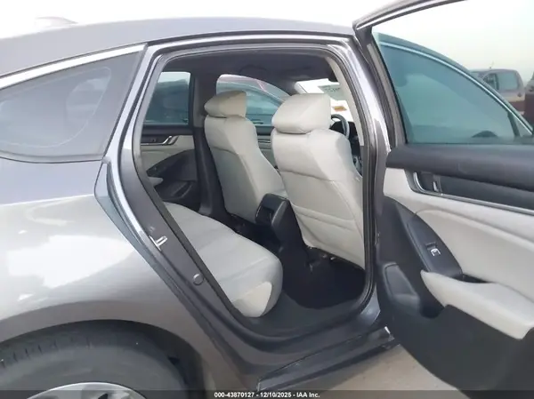 1HGCV1F15JA041726 2018 HONDA ACCORD - Image 8