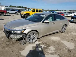 1HGCV1F15JA045789 2018 HONDA ACCORD