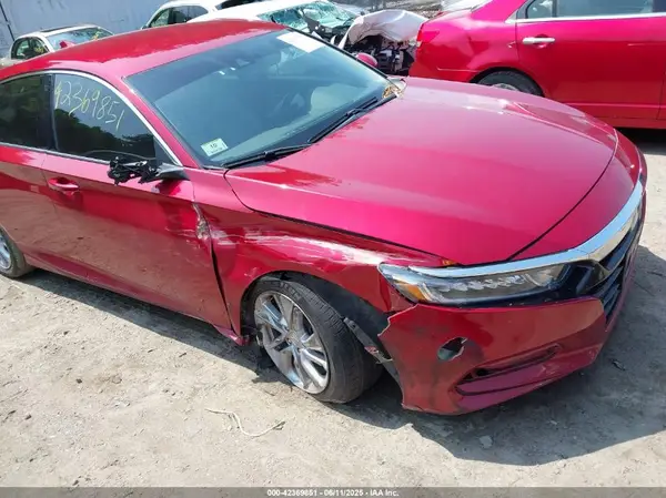 1HGCV1F15JA050135 2018 HONDA ACCORD - Image 1