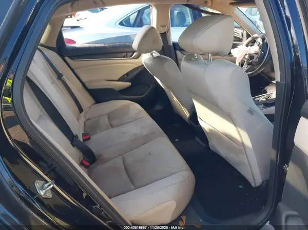 1HGCV1F15JA057036 2018 HONDA ACCORD - Image 8