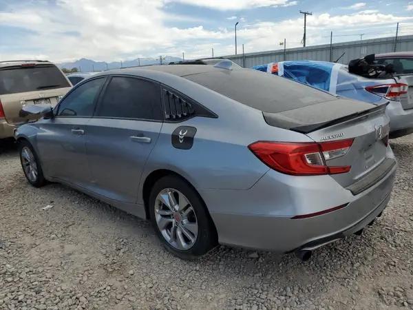 1HGCV1F15JA069297 2018 HONDA ACCORD - Image 2