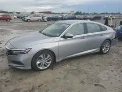 1HGCV1F15JA069302 2018 HONDA ACCORD