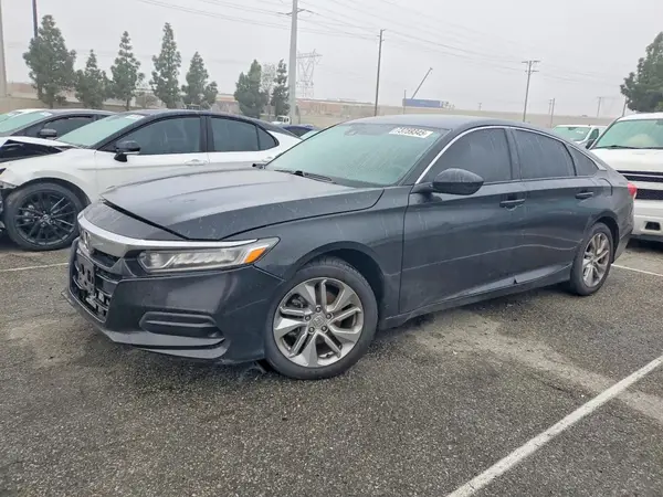 1HGCV1F15JA070367 2018 HONDA ACCORD - Image 1