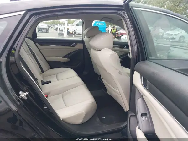 1HGCV1F15JA079926 2018 HONDA ACCORD - Image 8
