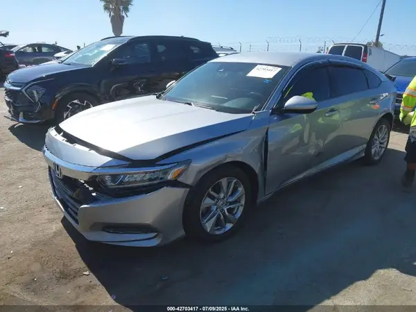 1HGCV1F15JA097584 2018 HONDA ACCORD - Image 2