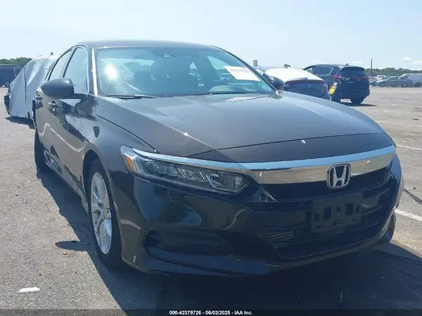 1HGCV1F15JA118000 2018 HONDA ACCORD - Image 1