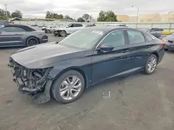 1HGCV1F15JA131118 2018 HONDA ACCORD