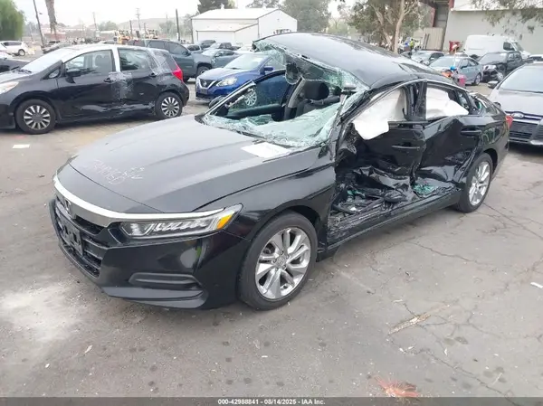 1HGCV1F15JA139137 2018 HONDA ACCORD - Image 2