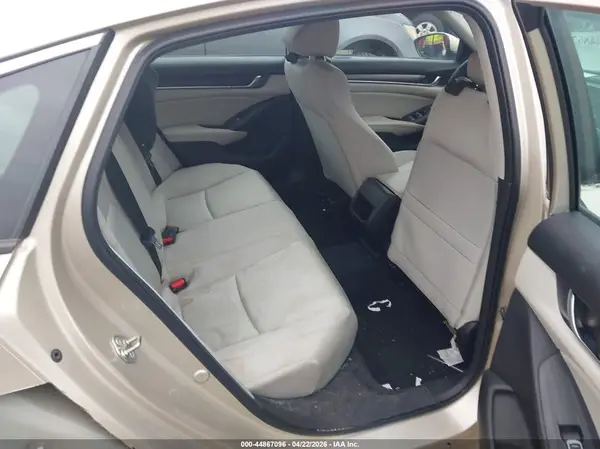 1HGCV1F15JA157668 2018 HONDA ACCORD - Image 8