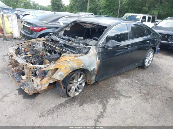 1HGCV1F15JA161025 2018 HONDA ACCORD - Image 2
