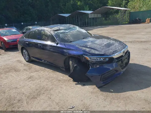 1HGCV1F15JA171117 2018 HONDA ACCORD - Image 1
