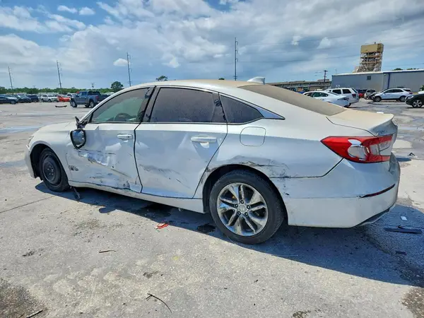 1HGCV1F15JA175863 2018 HONDA ACCORD - Image 2